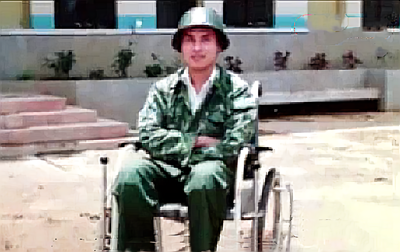1996年，贵州一个保安殴打一名残疾人，被打者是国家特级伤残英雄