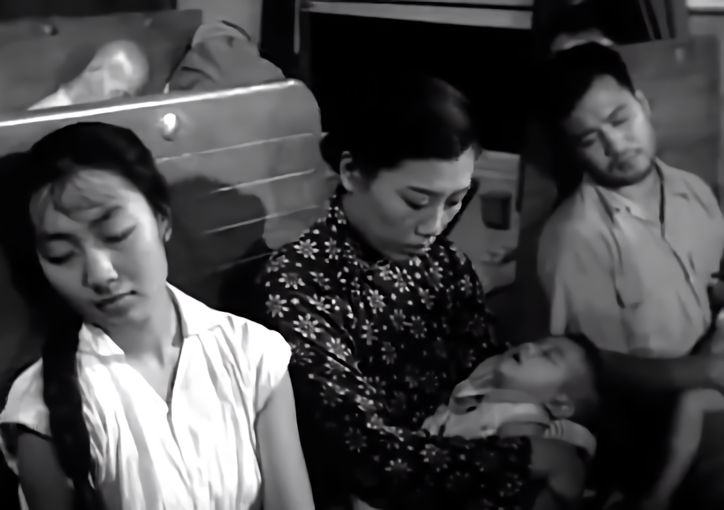 1959年，一趟沈阳到北京的列车途中遇险，47名乘务员拯救千人生命