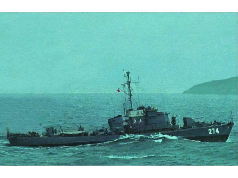 西沙海战，我支援军舰顺利通过台湾海峡，真是蒋介石大开绿灯？