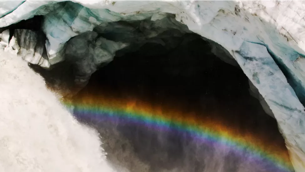 科学好故事 | 格陵兰岛的隐秘洞穴 关乎人类的过去和未来
