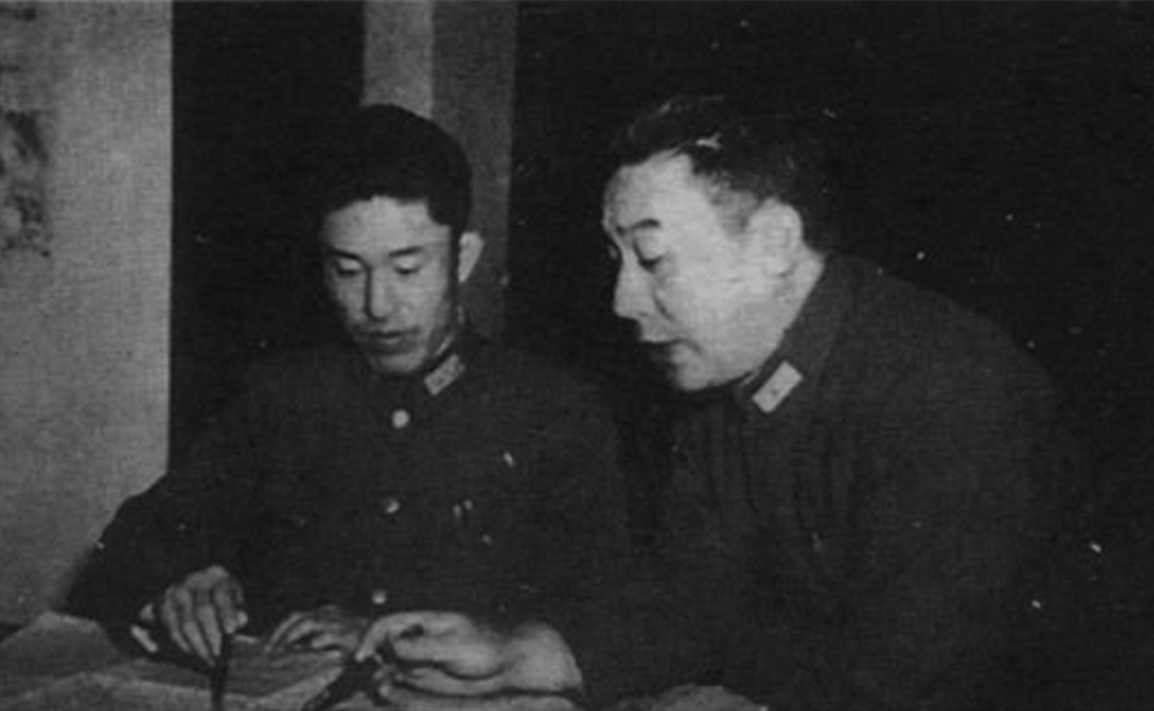 1950年，功德林战犯听说长津湖战役后，为什么各个泪目纷纷请战？