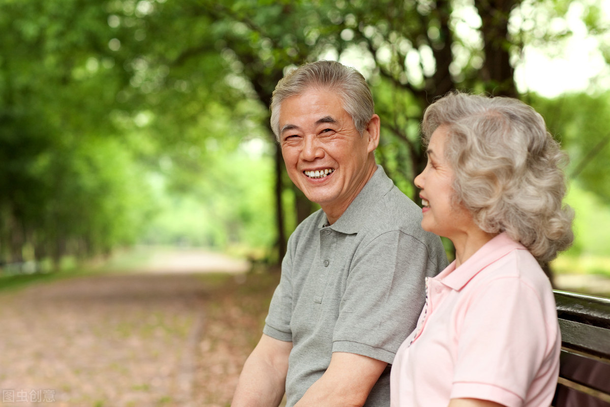 晚年找老伴，不能忽略这3点，60岁阿姨：没这条件，一切免谈