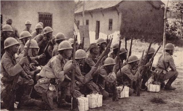 1945年冈村宁次领导八十万日军，听到无条件投降，下令：继续进攻