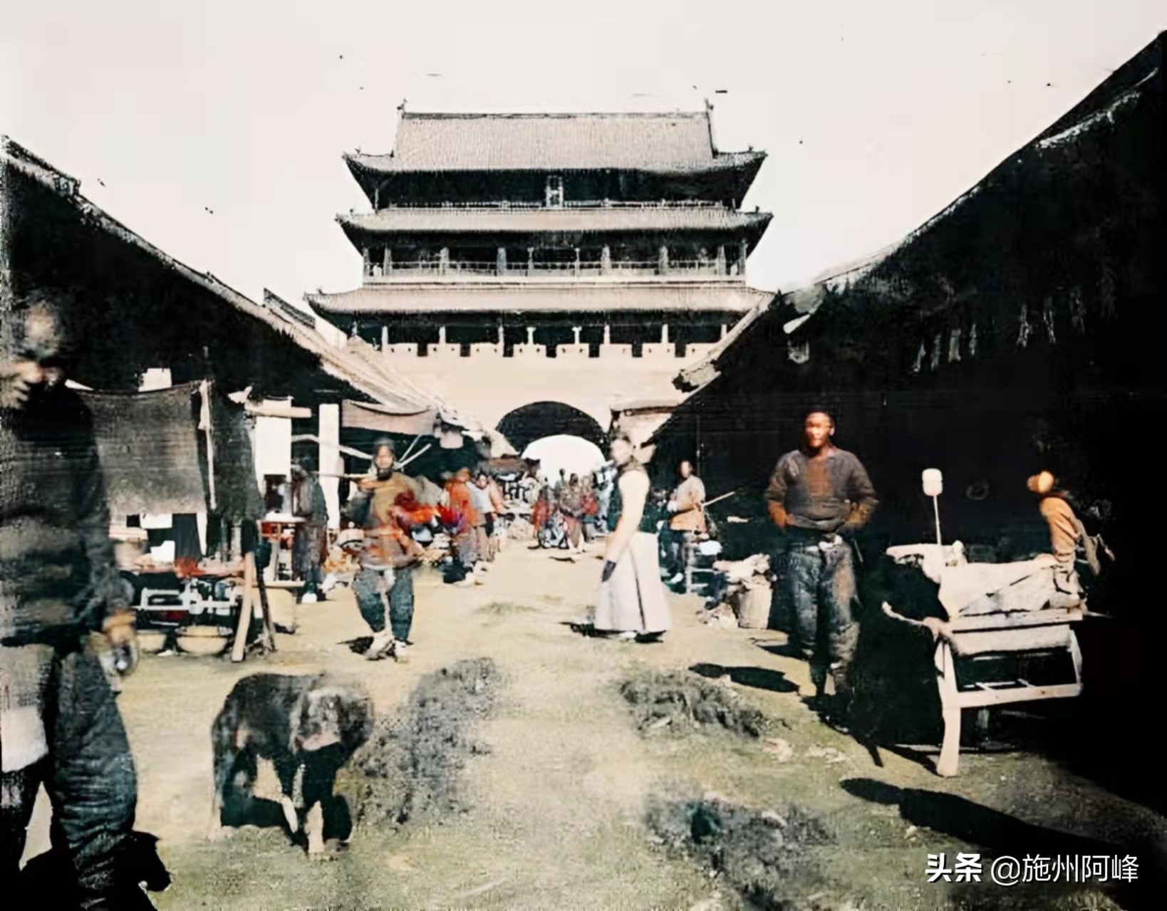 老照片：1908年的河南安阳，彰德府的鼓楼，天宁寺的宝塔
