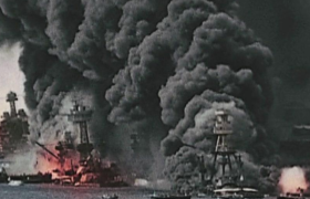 二战后美国有百艘航母国力强盛，为何不敢打苏联？他们在怕什么？