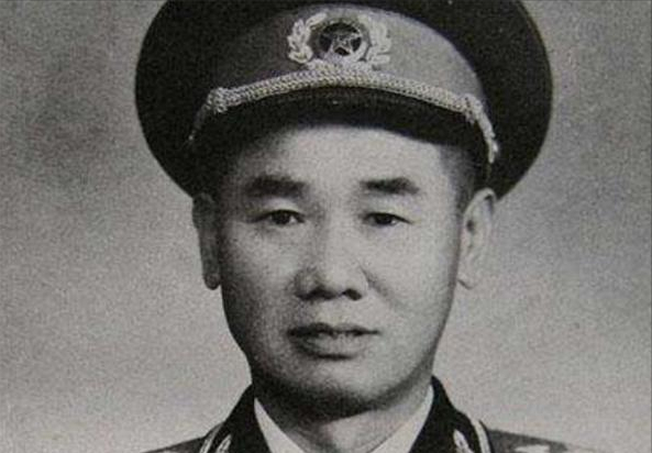 84年邓公亲自批示，枪决开国上将陈再道之子，他究竟犯了什么错