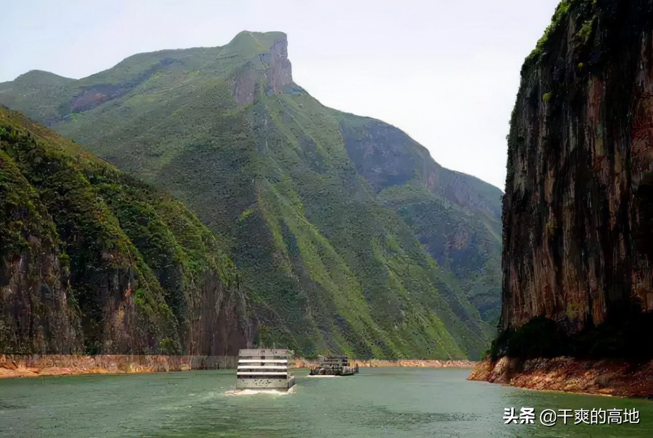 散文丨聂作平：三峡楼台，杜甫的夔州岁月