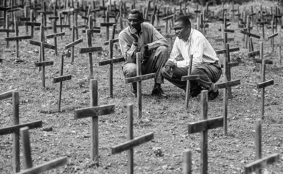 向您告知，明天我们一家就要被杀：1994年卢旺达惨案纪事