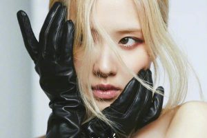 朴彩英身穿SAINT LAURENT新季成衣登上韩国时尚芭莎五月刊封面