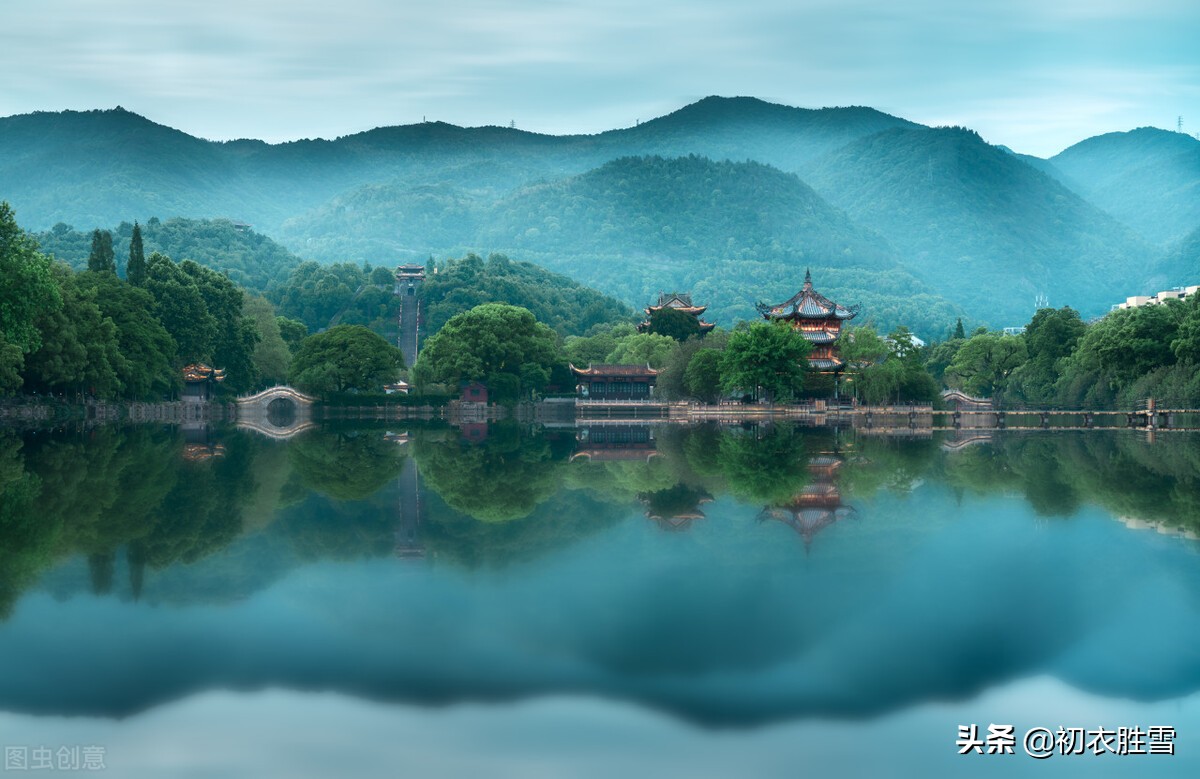 旖旎初夏江南四月美诗七首：四月江南烟雨阔，人家都在绿荫中