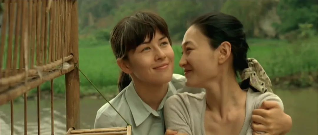 李小冉演过最大尺度的电影《植物学家的中国女孩》,一部罕见的中国
