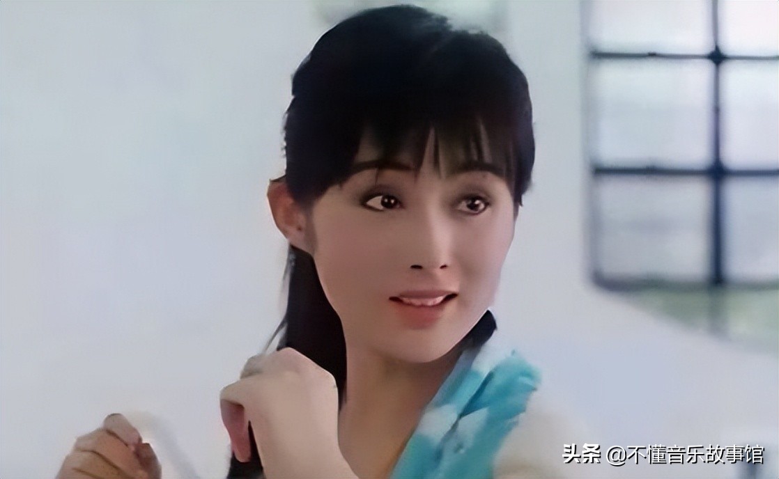 周星驰电影十大最美“星女郎”，周星驰是华语影坛的一个神话