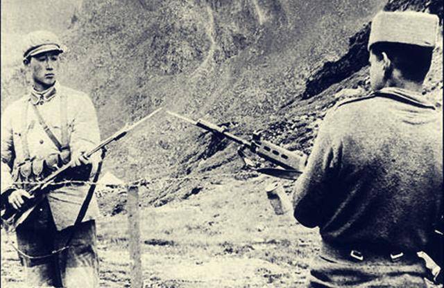 1962年印度妄图蚕食中国领土，中国边防部队忍无可忍，只能奋起还击