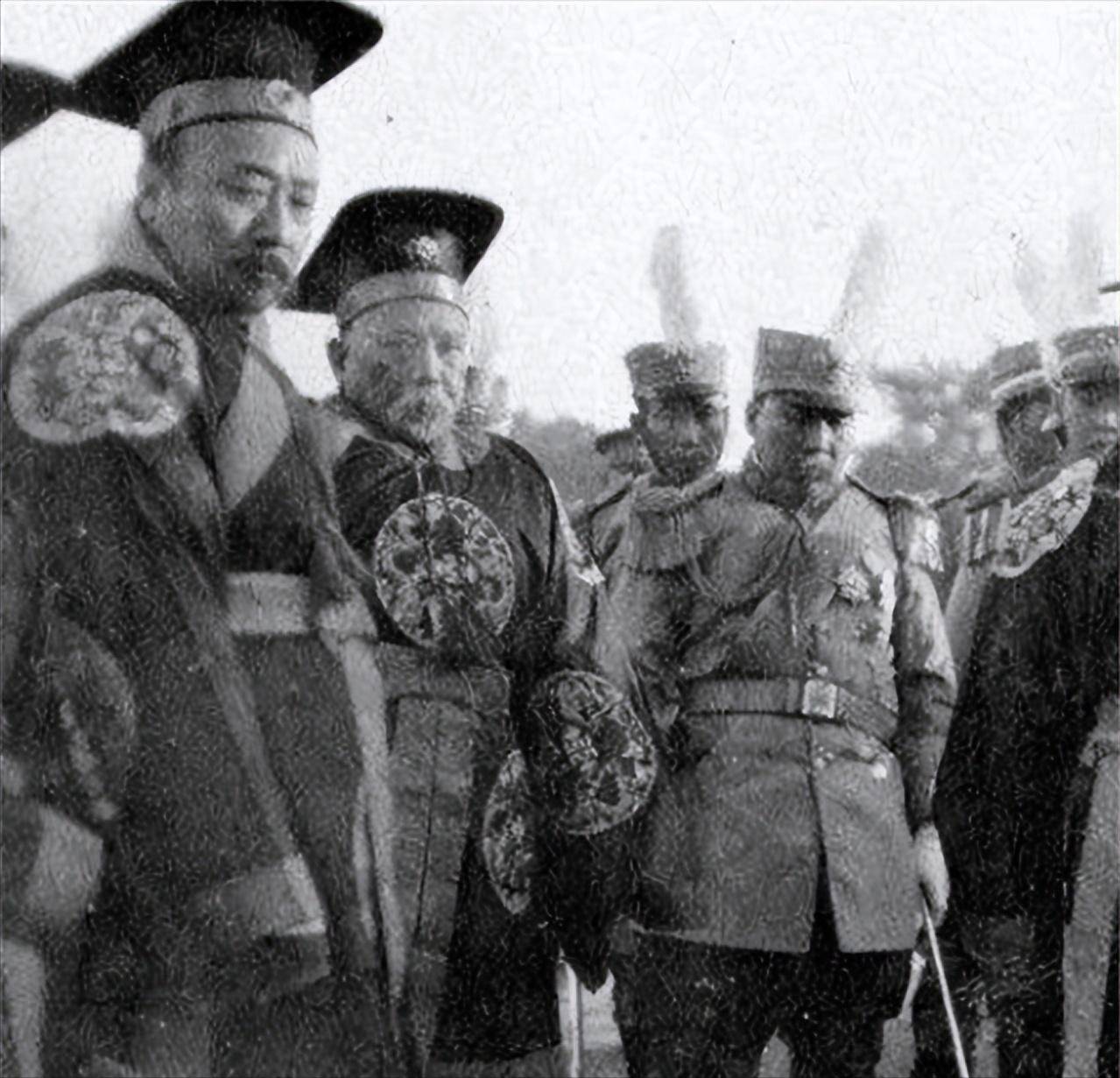 洪宪帝制的幻梦：袁世凯复辟闹剧的兴与亡