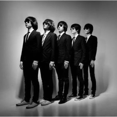 逐光而行的呐喊，藏在《夜空中最亮的星》里